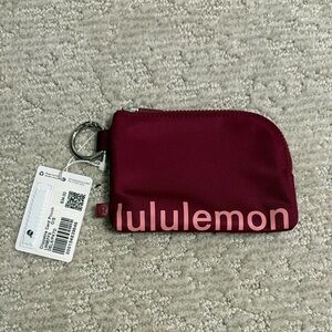 Lululemon Clippable Card Pouch in Burgundy NWT